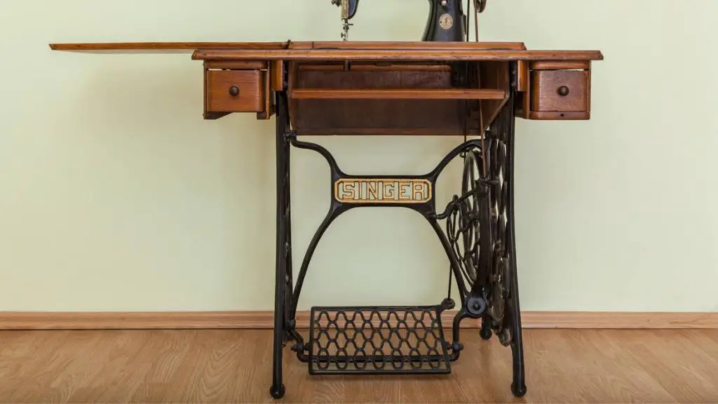 how to clean treadle sewing machine base